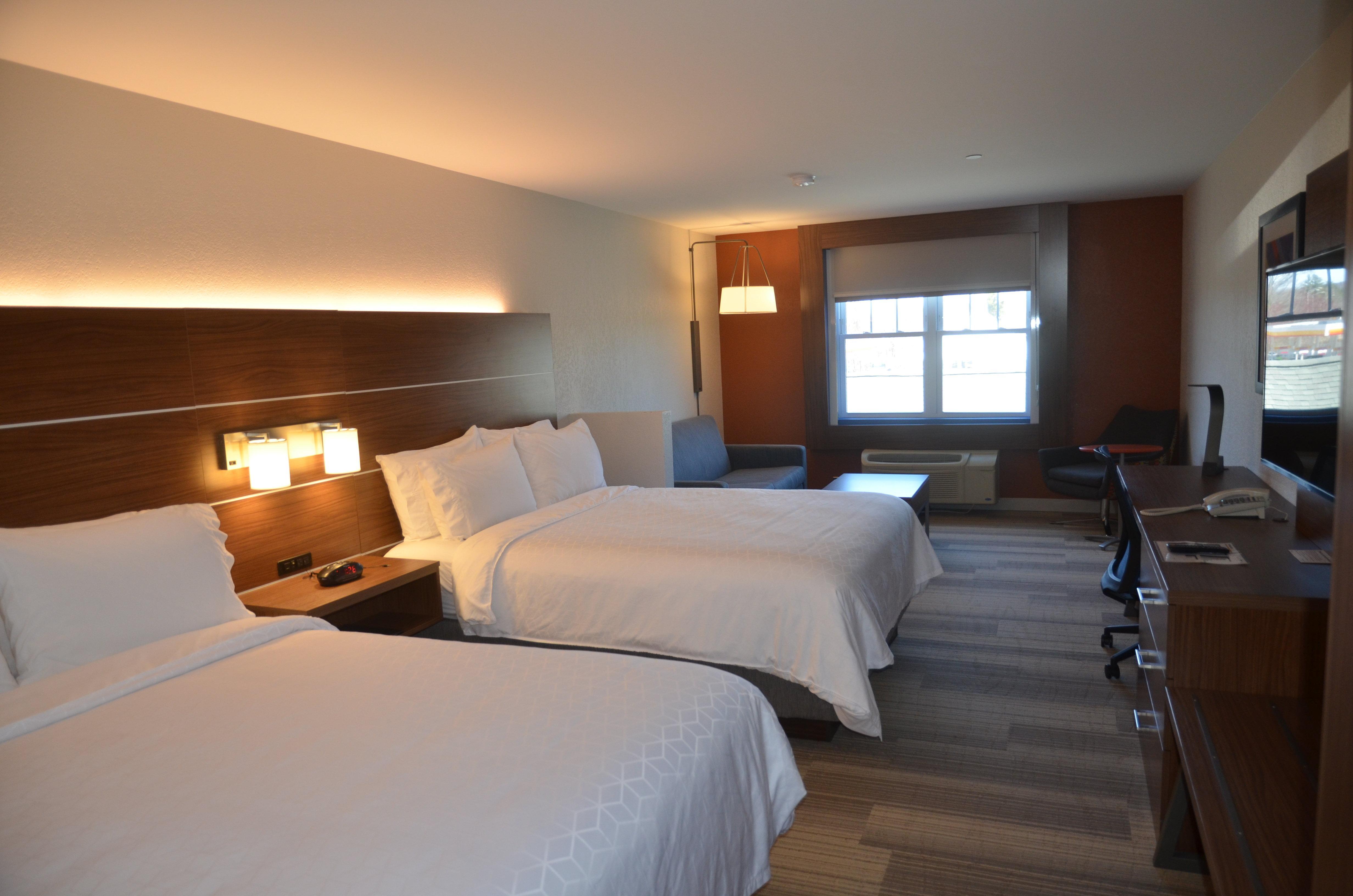 Holiday Inn Express Hotel & Suites Rochester By Ihg Bagian luar foto