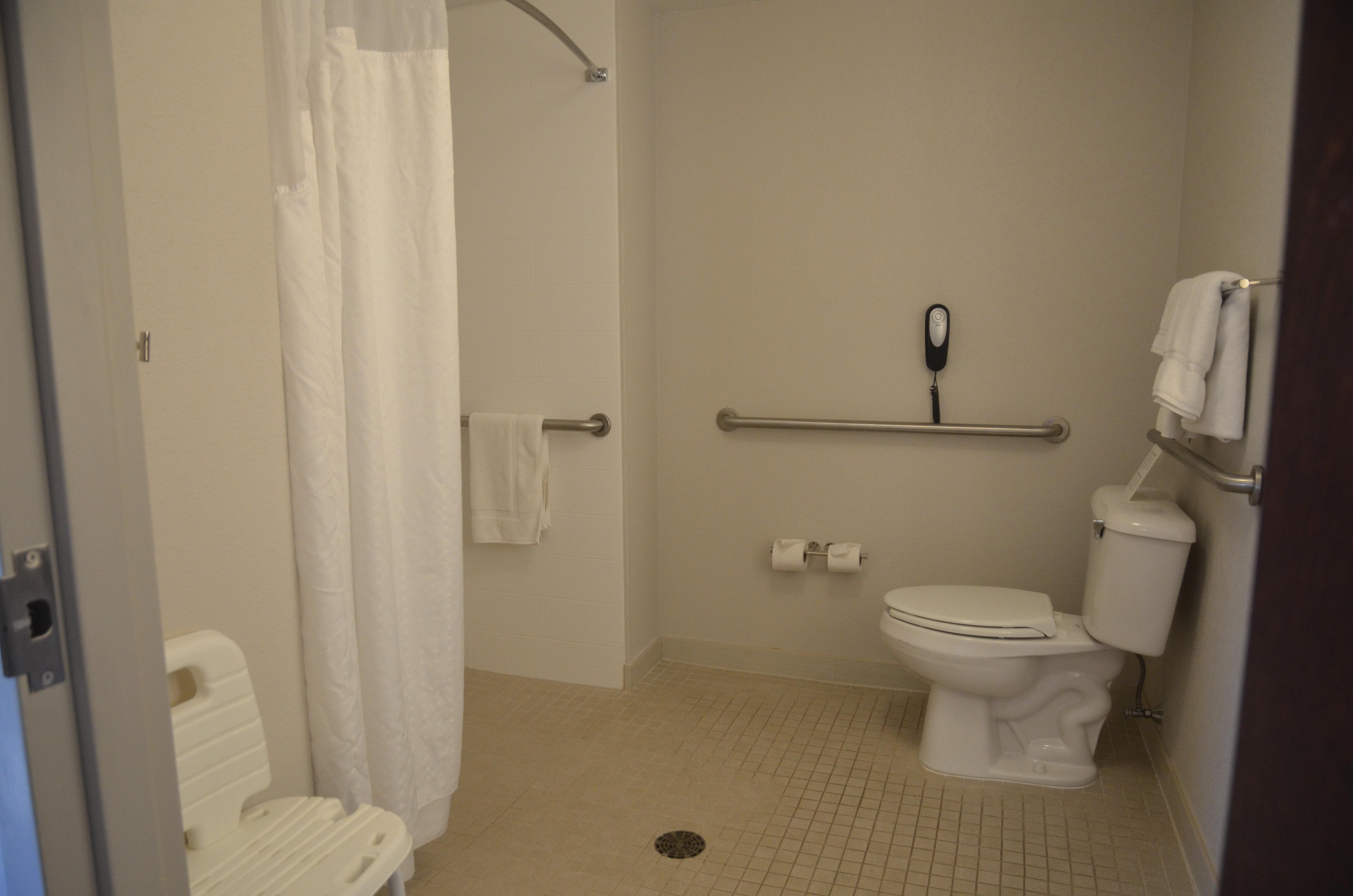Holiday Inn Express Hotel & Suites Rochester By Ihg Bagian luar foto