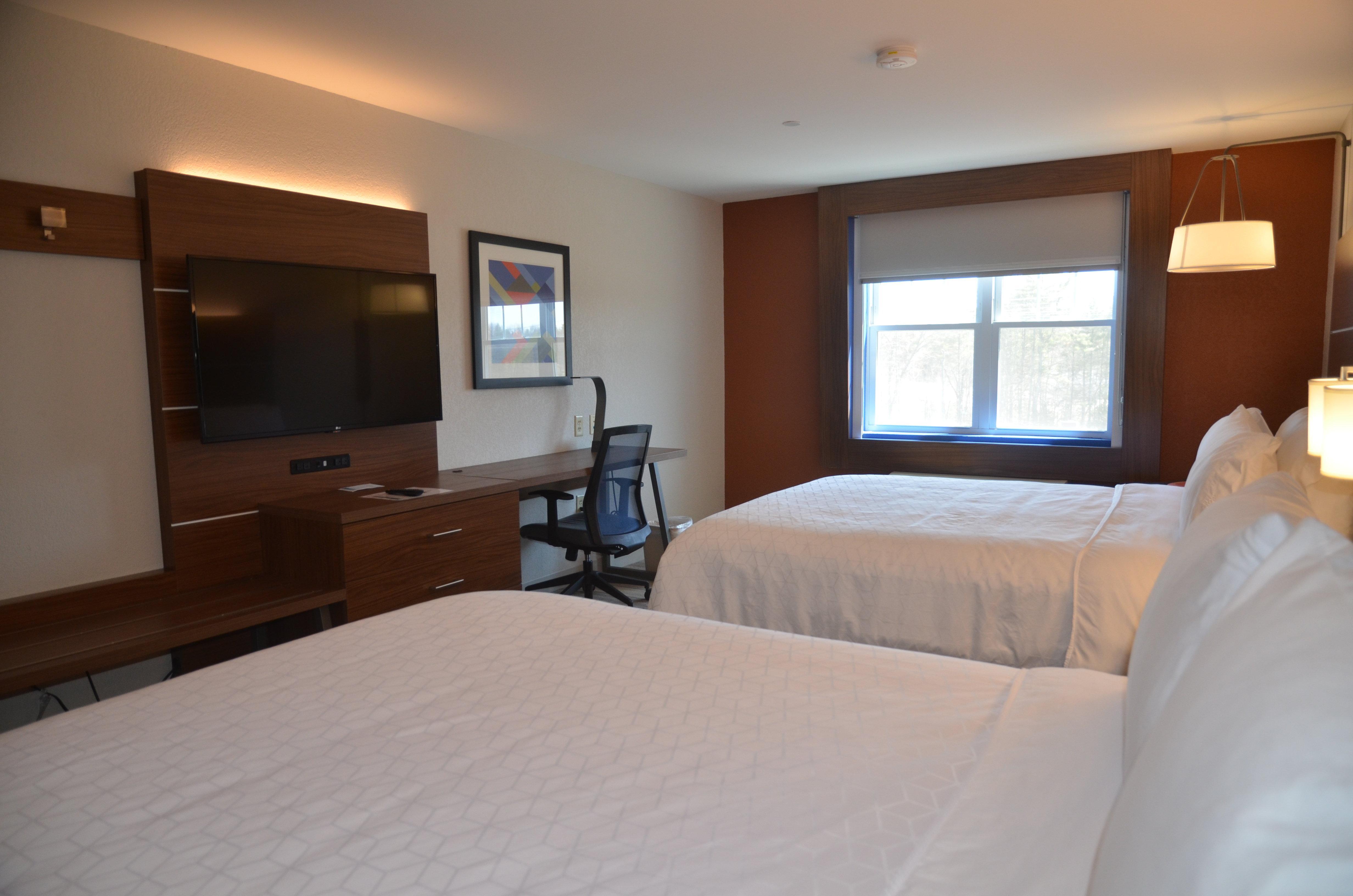 Holiday Inn Express Hotel & Suites Rochester By Ihg Bagian luar foto